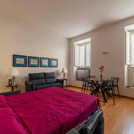 Guesthost - Tra Castel Sant'angelo E Citta Del Vaticano Flat アパート *