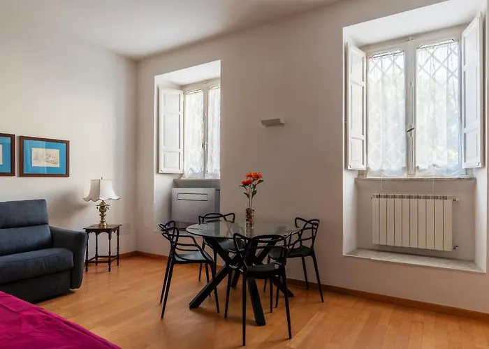 Appartement Tra Castel Sant'angelo E Del Vaticano Flat Rome