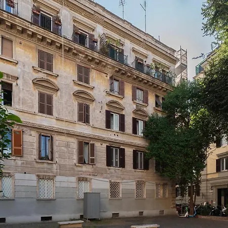 Διαμέρισμα Guesthost - Tra Castel Sant'angelo E Citta Del Vaticano Flat Ρώμη